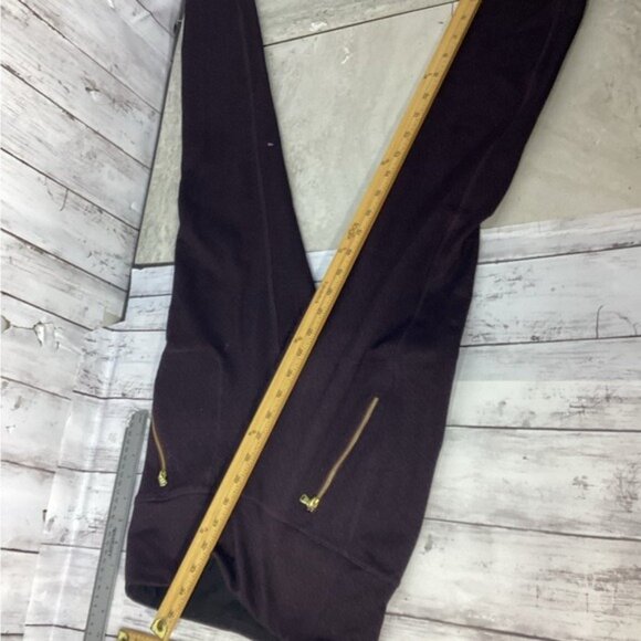 Old Navy Active Deep Heather Purple Leggings Size S minimalist preppy - Picture 3 of 4